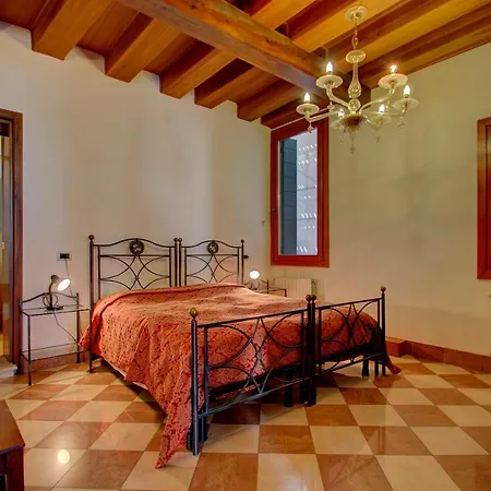 Balcony Cannaregio 4Pax, Wifi, Aircond